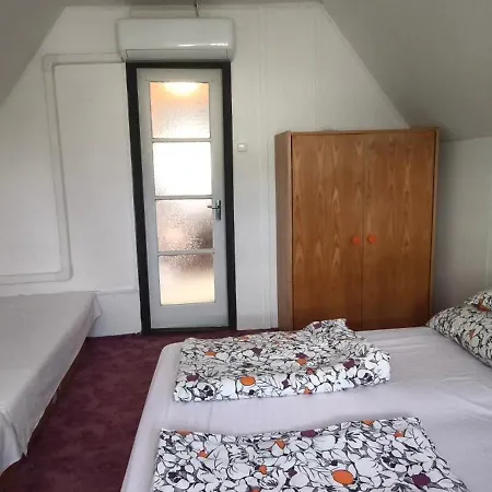 Apartamento Hattyú *