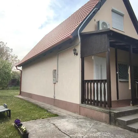 Hattyú Apartamento